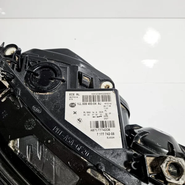 BMW E60/E61 5 Series Bi-Xenon LCI 07-10 Headlights Pair - Refurbished