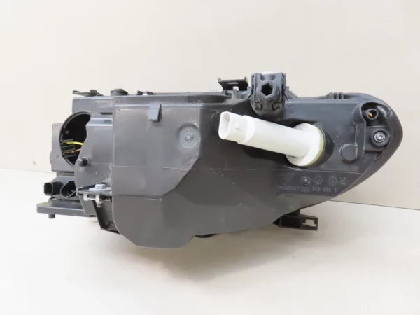 s-l960 (7) 2004-2006 BMW 325CI 330CI E46 RIGHT PASSENGER SIDE BIXENON HEADLIGHT OEM 3480