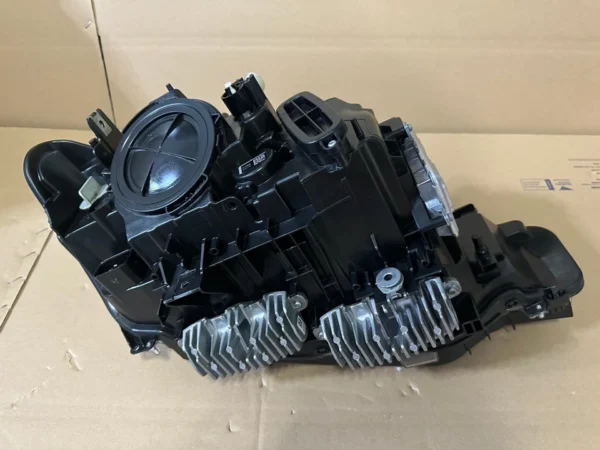 s-l960 (7) BMW 3 Series F30 F31 Xenon Headlight Left Side USED GENUINE COMPLETE SET