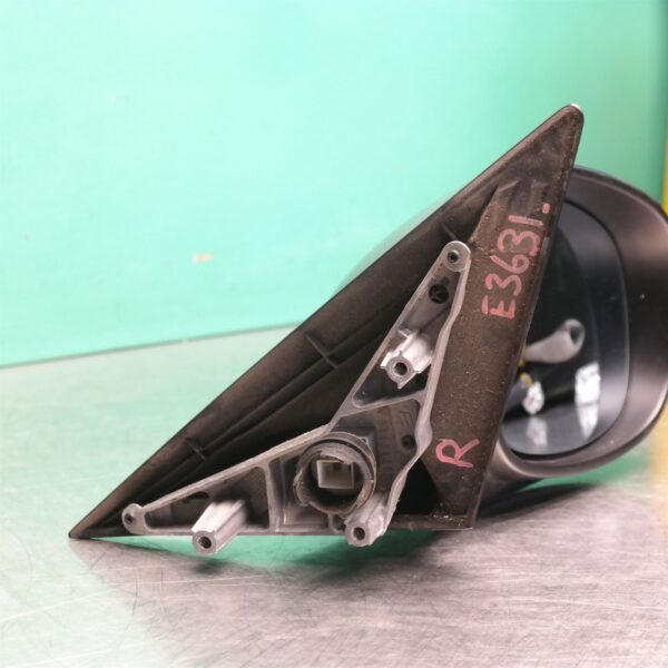 RIGHT DOOR MIRROR E90 (264) 4dr