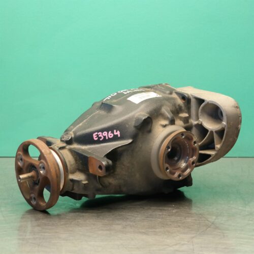 DIFFERENTIAL CENTRE E87 (3.23 ratio) (021) 4d *33-05*