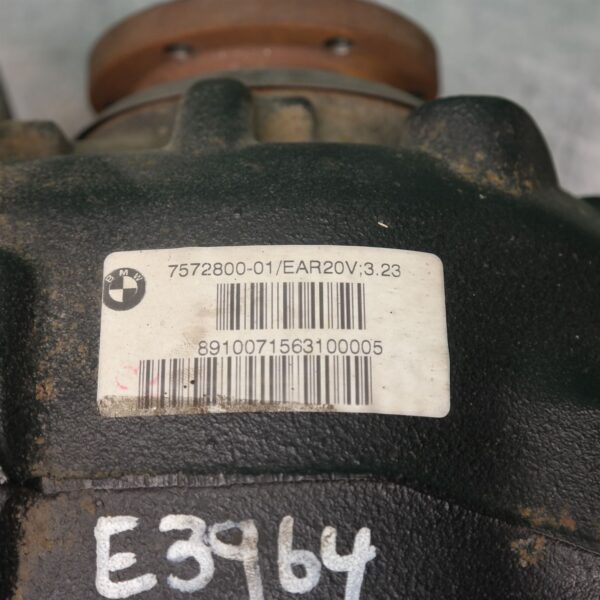 DIFFERENTIAL CENTRE E87 (3.23 ratio) (021) 4d *33-05*