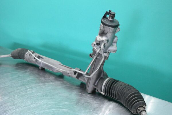STEERING BOX/RACK E90 (177) *32-12* Hyd