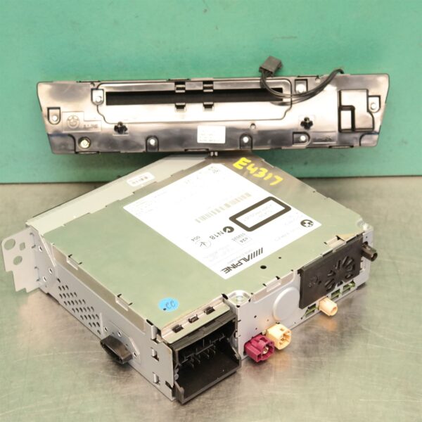 STEREO/HEAD UNIT F25 # CD Player # ALPINE TYPE (4 PLUGS EXCLUDING MAIN PLUG)