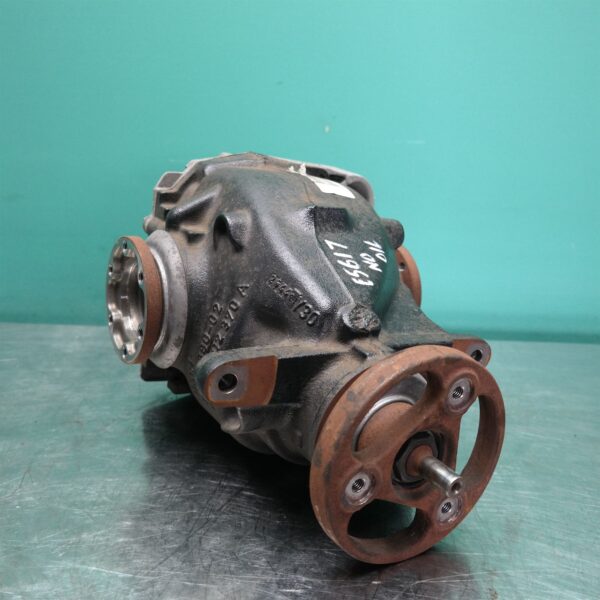 DIFFERENTIAL CENTRE E90 (017) *33-05* 3.15R D4