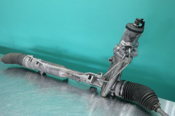 STEERING BOX/RACK E90 (177) *32-12* Hyd