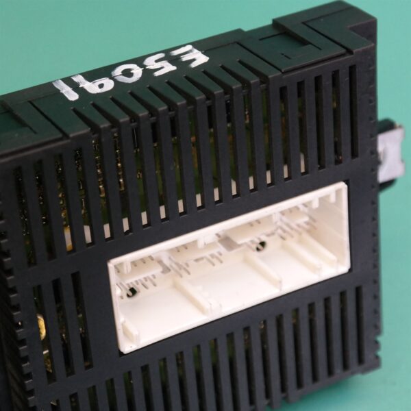 SAMSUNG CSC ECU E60 # Light Control Module # P/N 9.137.775