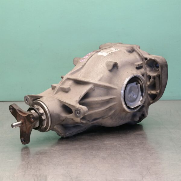 DIFFERENTIAL CENTRE F01 (836) *33-05* 3.46R