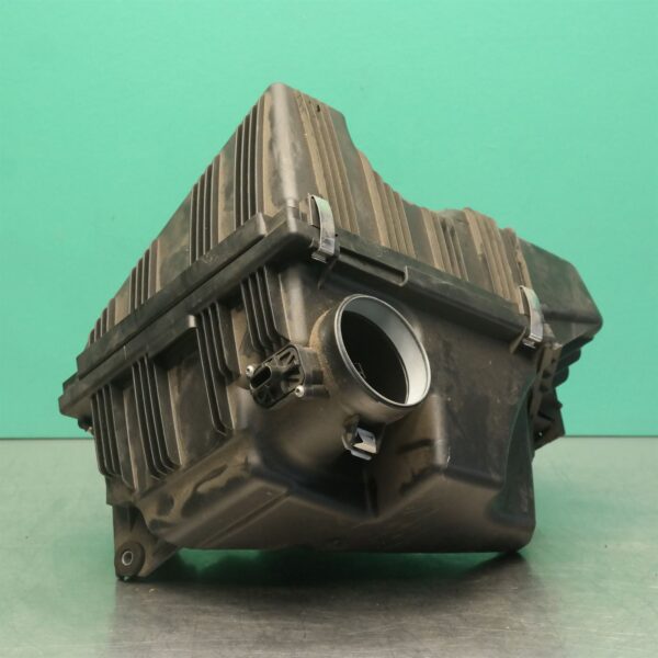 AIR CLEANER/BOX F25 (932) *13-20*