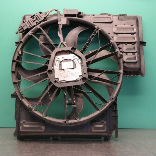 FAN #ELEC FAN# (ENG) E53 (on late v8 instead of viscous) 10/03