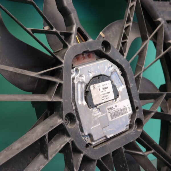 FAN #ELEC FAN# (ENG) E53 (on late v8 instead of viscous) 10/03