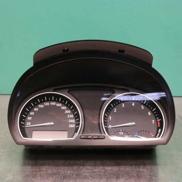 INSTRUMENT CLUSTER PETROL, MANUAL T/M, E83, 06/04-11/10