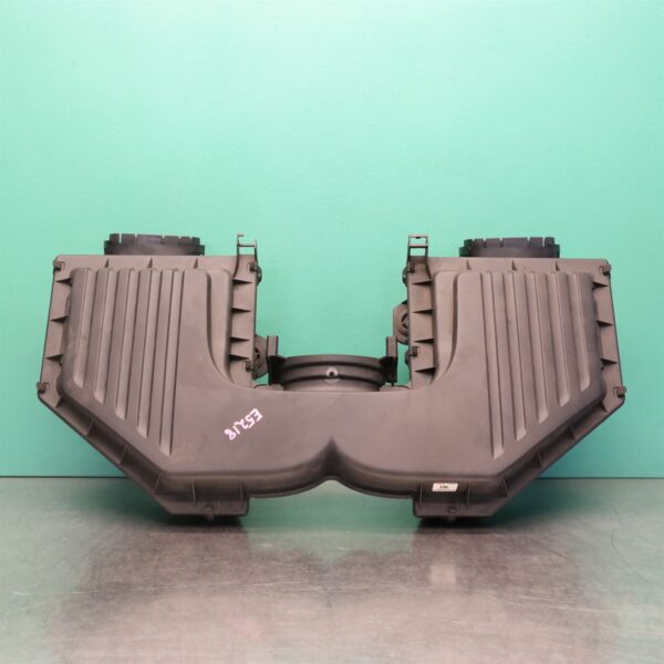 AIR CLEANER/BOX E70 (725) *13-20* P