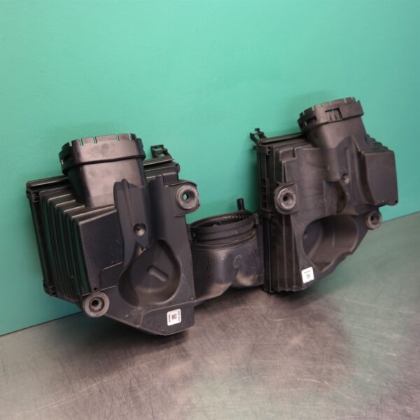 AIR CLEANER/BOX E70 (725) *13-20* P