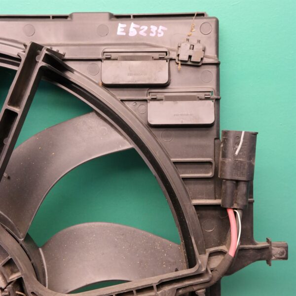 FAN E70 (242) *17-10*