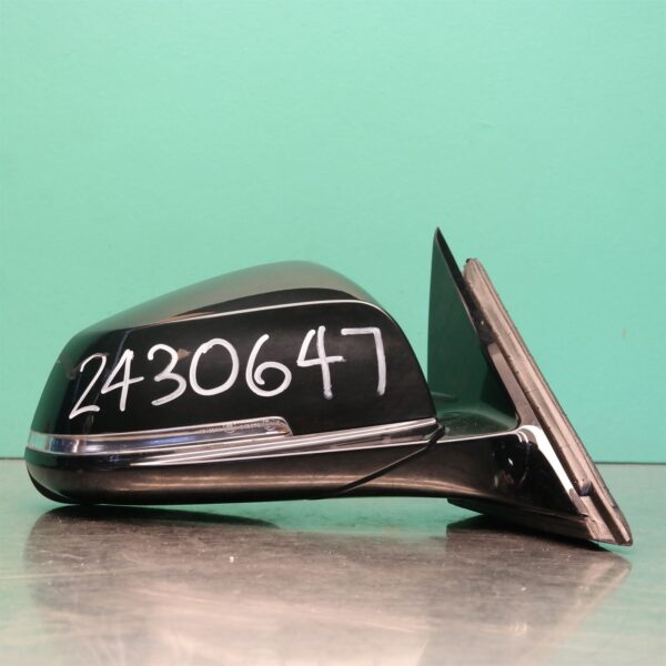 SAMSUNG CSC RIGHT DOOR MIRROR F30 (668) *51-07*