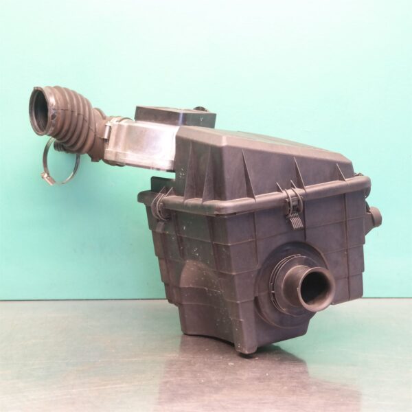 AIR CLEANER/BOX E36 4CYL M43 SQUARE TYPE (LATE) FROM 9/95