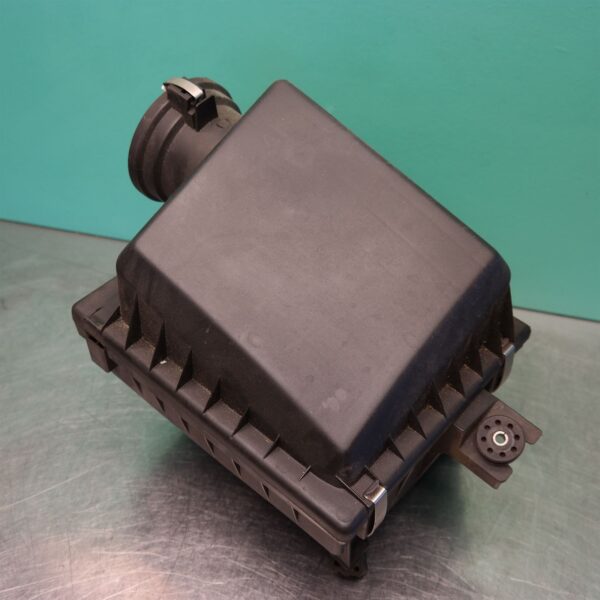 AIR CLEANER/BOX E53 (411) *13-20*