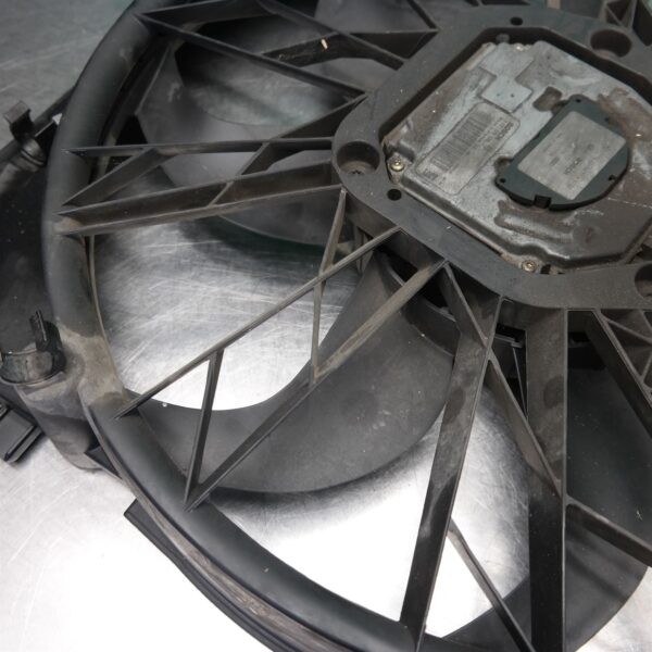 FAN E60 (282) *17-05*FAN E60 (282) *17-05*