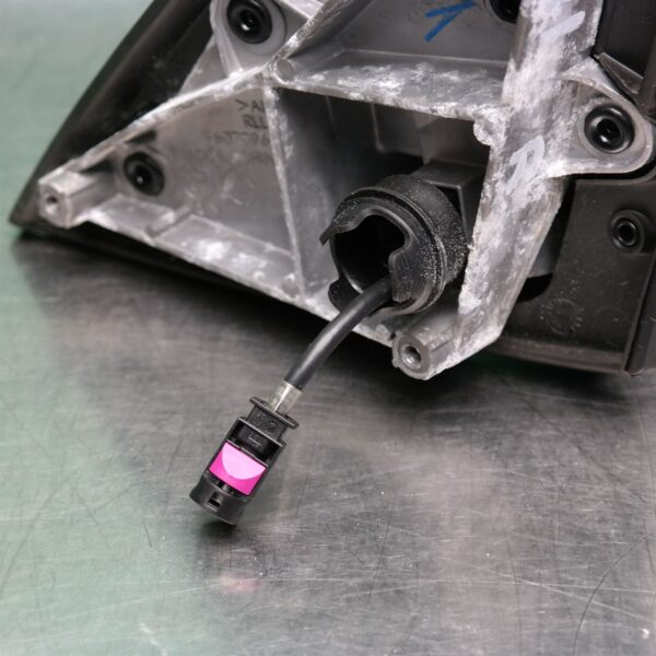 RIGHT DOOR MIRROR E70 (746)