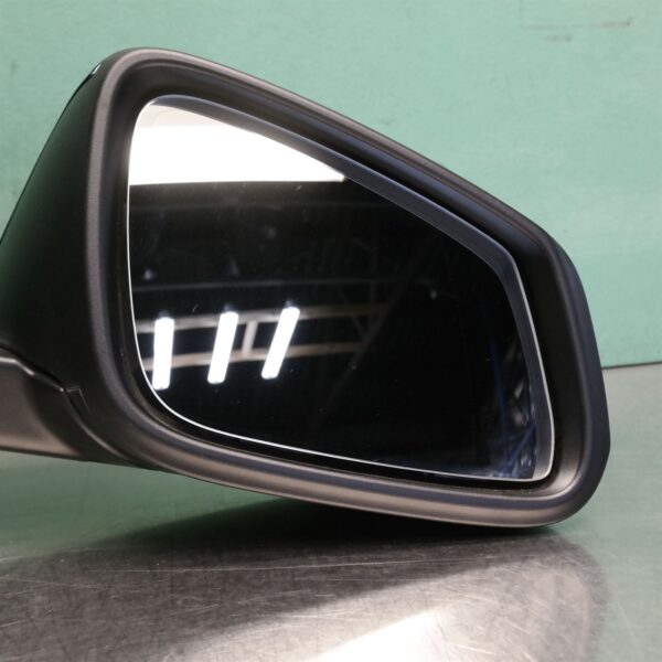 RIGHT DOOR MIRROR F (796) *51-07* F45