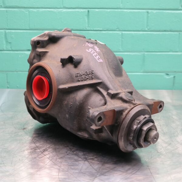 SAMSUNG CSC DIFFERENTIAL CENTRE E70 Rear (914) *33-05* 3.15 Towing