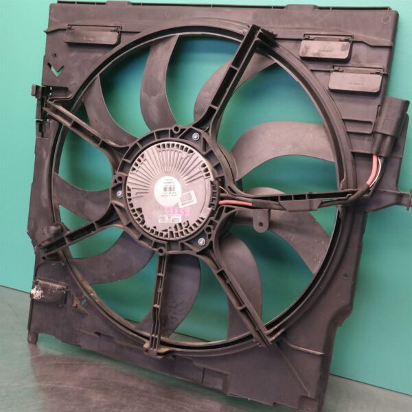 FAN E70 (242) *17-10*