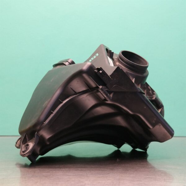 AIR CLEANER/BOX E87 (422) *13-20*