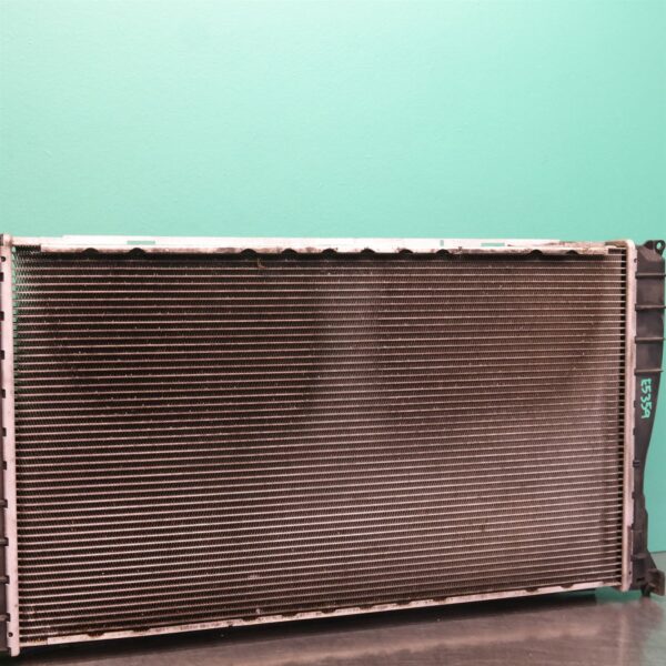 RADIATOR E87 (059) *17-05*