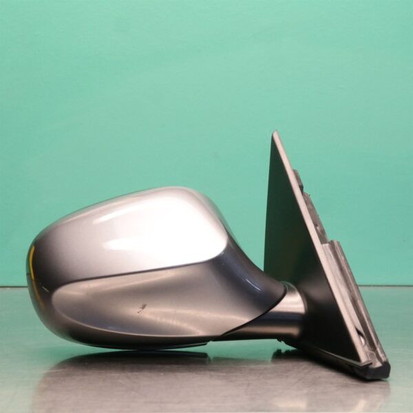 RIGHT DOOR MIRROR E87 (126) *51-07*