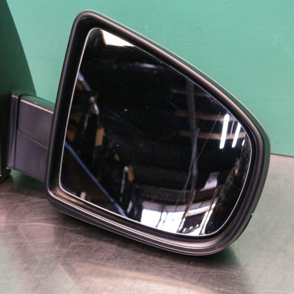 RIGHT DOOR MIRROR E70 (724) *51-07*