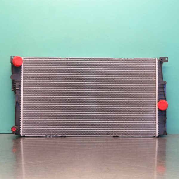 RADIATOR F20 (102) *17-05*