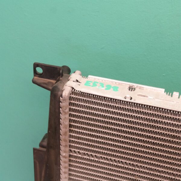 RADIATOR F20 (102) *17-05*