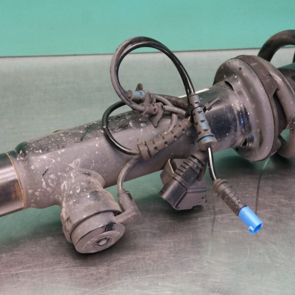 LEFT FRONT STRUT F16 (083) *31-10*