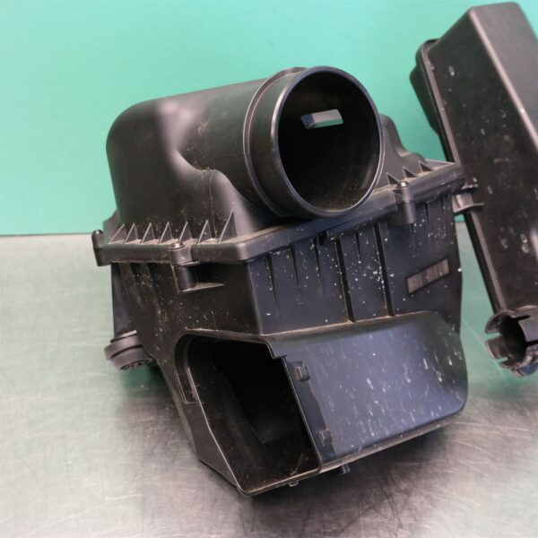 AIR CLEANER/BOX G05 (301) *13-20*