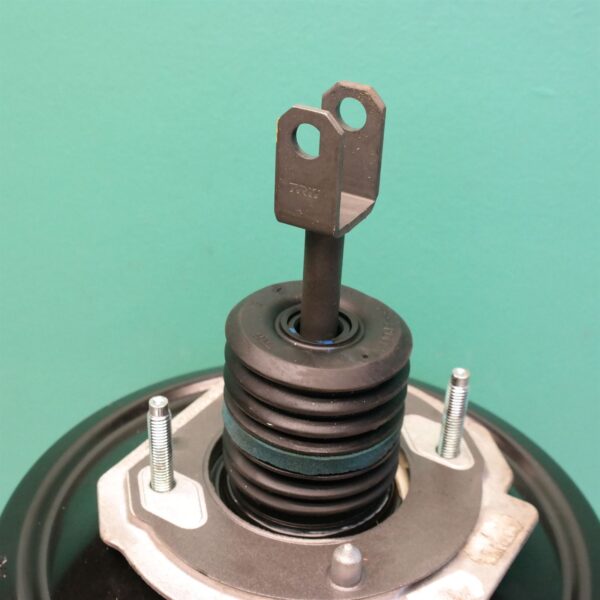 BRAKE BOOSTER F25 (469) *34-27*