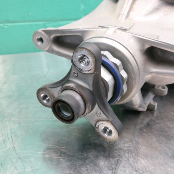 DIFFERENTIAL CENTRE G30 Rear (203) *33-05*
