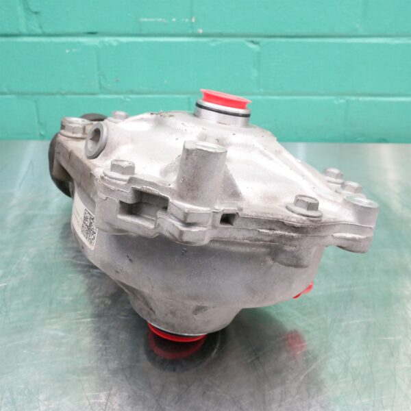 DIFFERENTIAL CENTRE E70 Front (004) *31-15* 4.44R