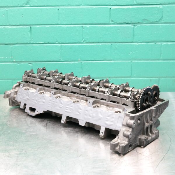 CYLINDER HEAD F15 6d (927) *11-15*
