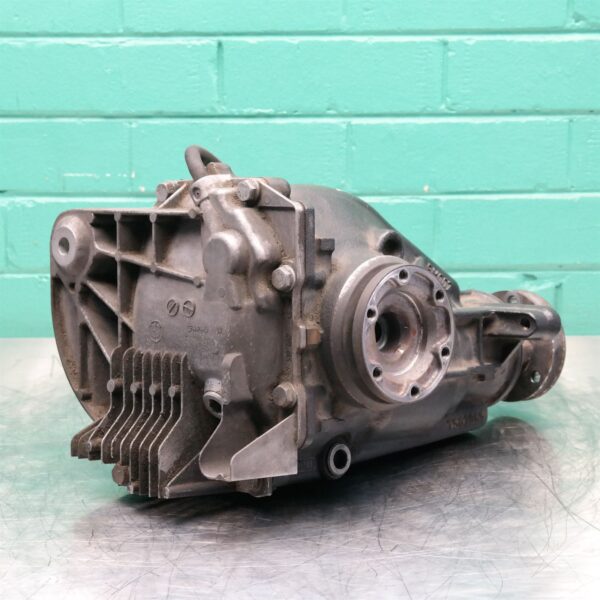 DIFFERENTIAL CENTRE E53 Rear (431) *33-05* 3.91