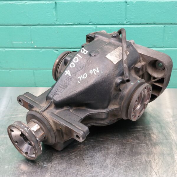 DIFFERENTIAL CENTRE E53 Rear (431) *33-05* 3.91