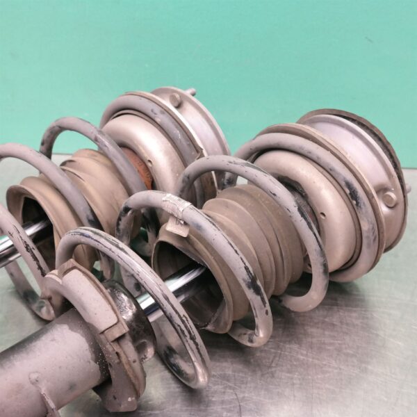 STRUT SET E90 (159) (160) *31-10* P6 m