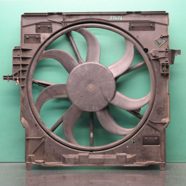 FAN E70 (242) *17-10*