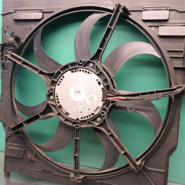 FAN E70 (242) *17-10*