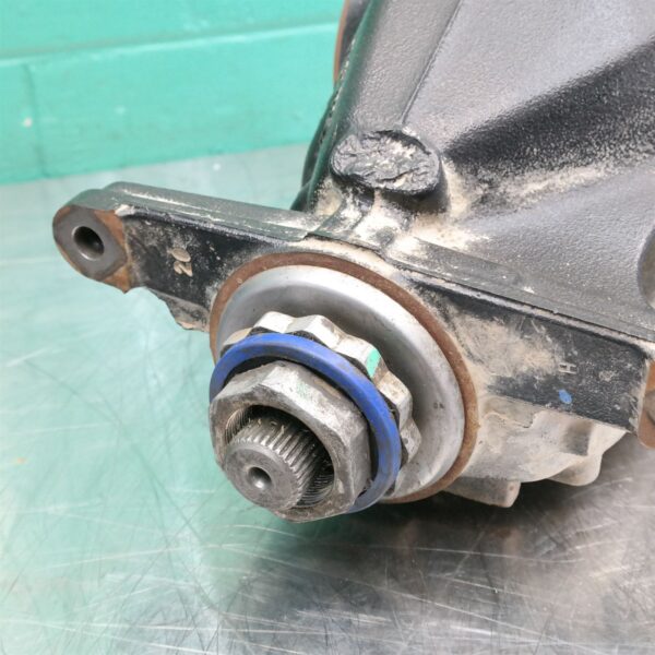 DIFFERENTIAL CENTRE F25 Rear (006) *33-05* 3.08 Ratio