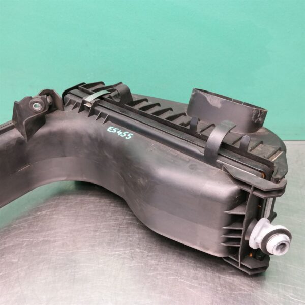 AIR CLEANER/BOX F10 (565) *13-20*