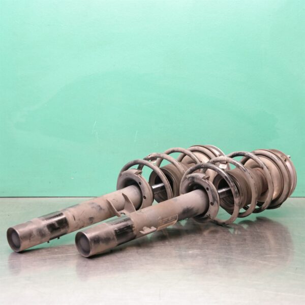 STRUT SET E90 (155) (156) *31-10* P4