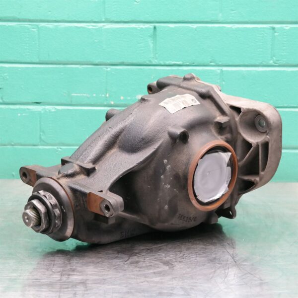 DIFFERENTIAL CENTRE F25 Rear (014) *33-05* 2.81 Ratio D6