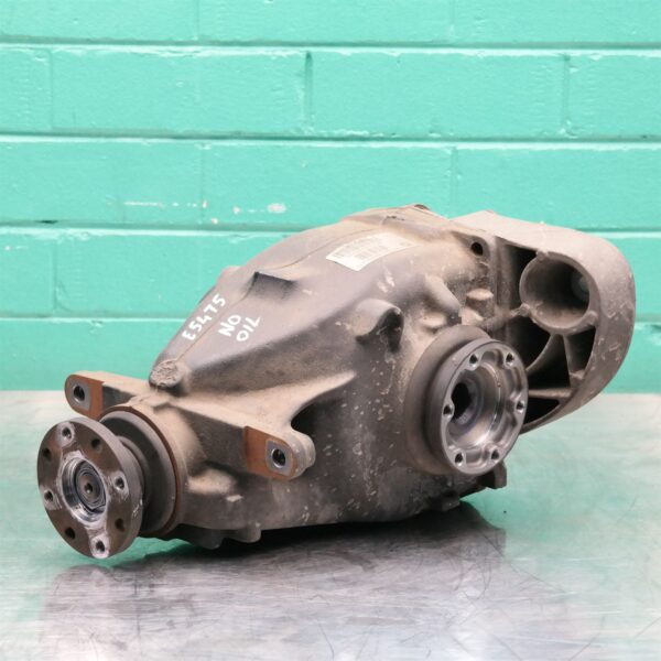 DIFFERENTIAL CENTRE E90 (179) *33-05* 3.73R P6