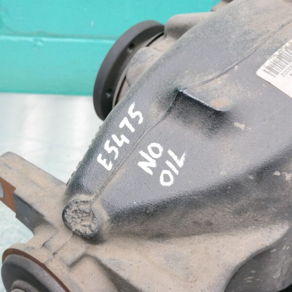 DIFFERENTIAL CENTRE E90 (179) *33-05* 3.73R P6